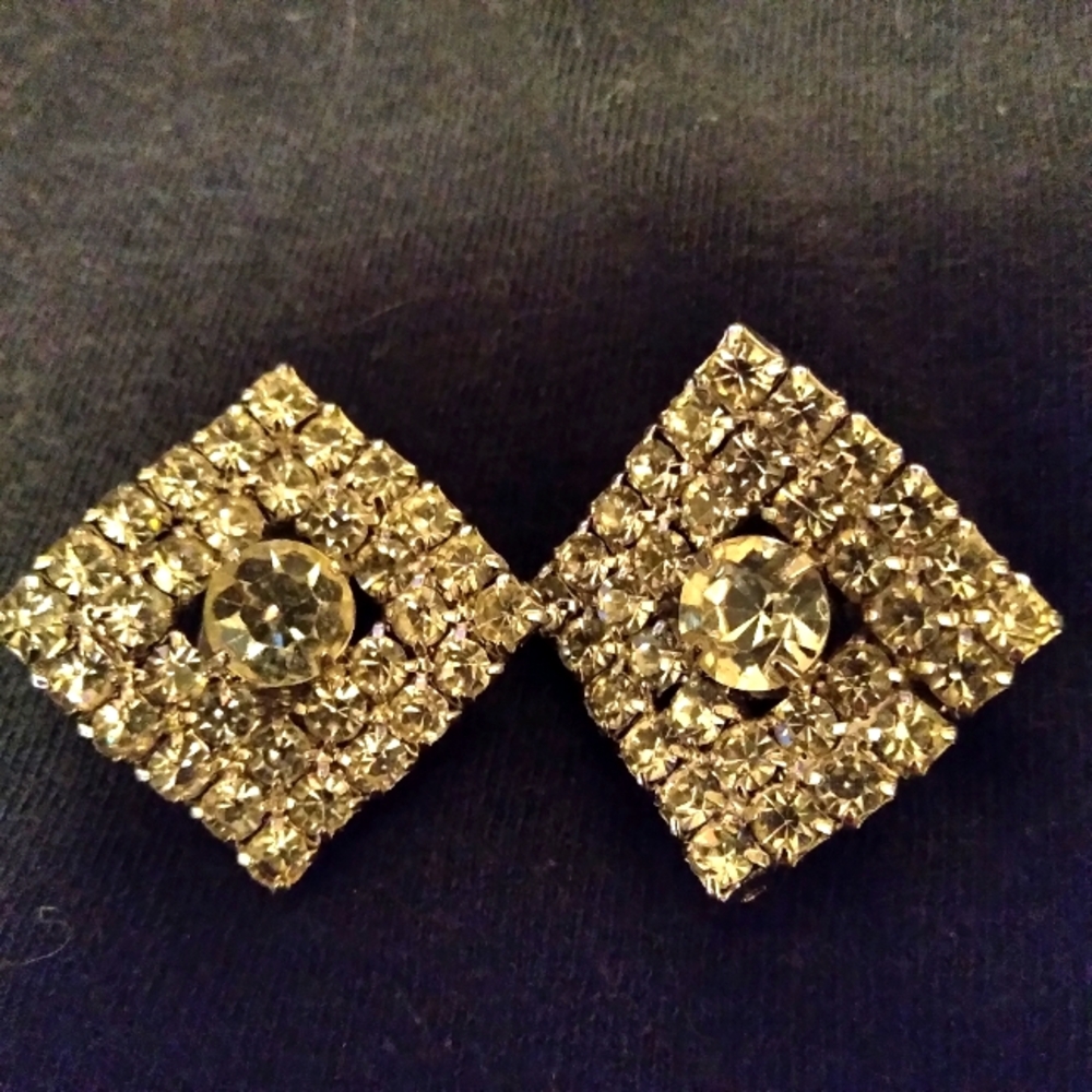 Vintage Clip Rhinestone Earrings
